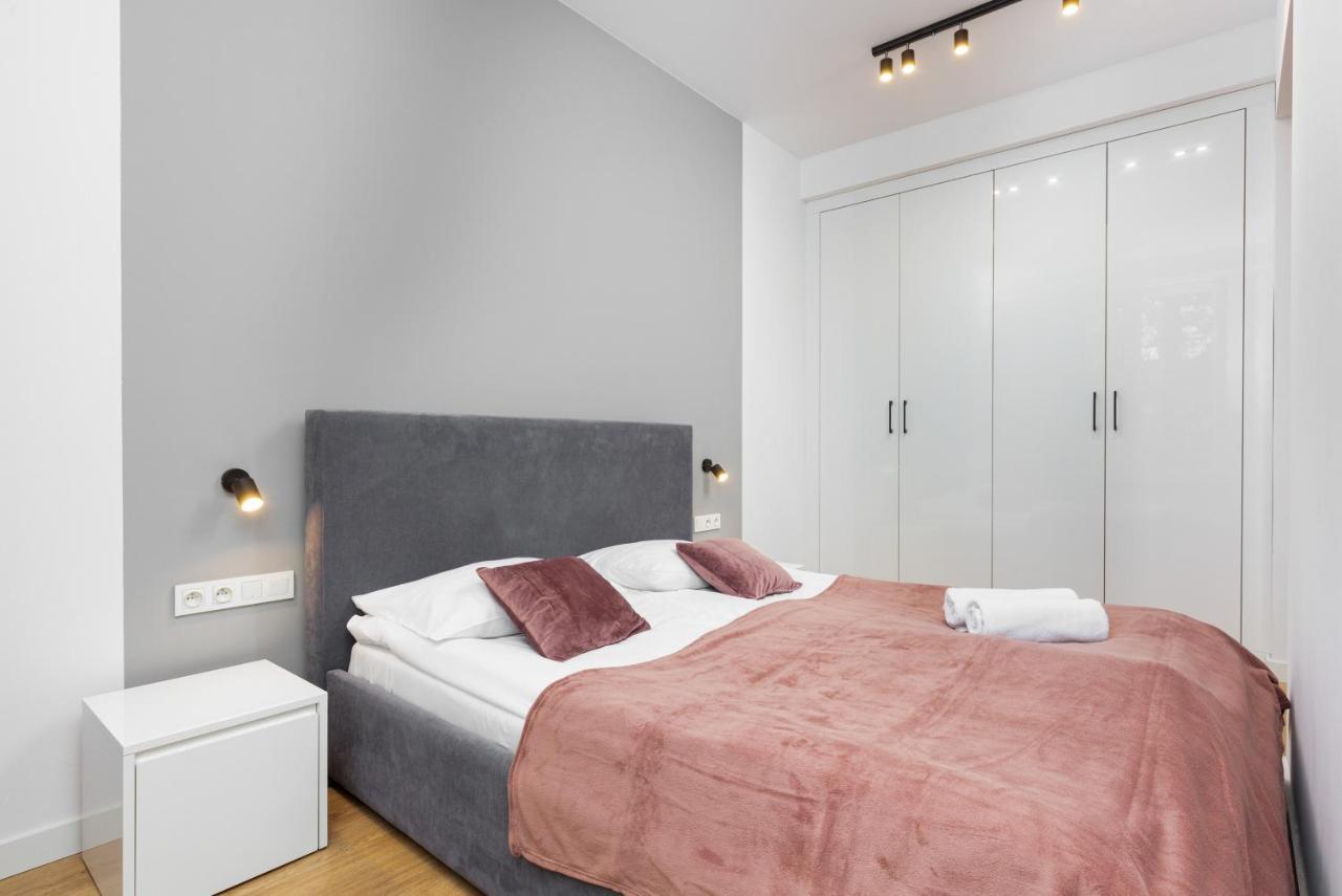 Slawinska Apartment Warsaw Wola By Noclegi Renters ภายนอก รูปภาพ